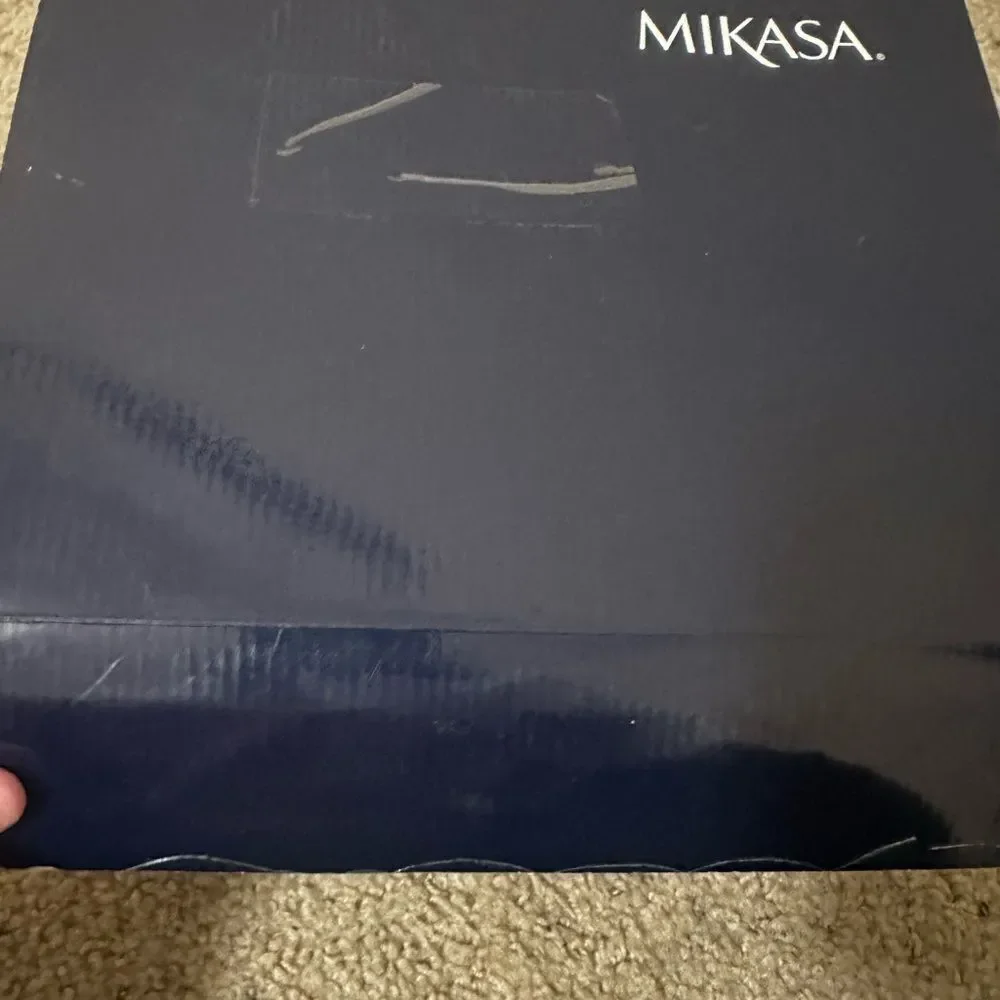 NEW Mikasa Love Story Collection 5 Piece Place Setting